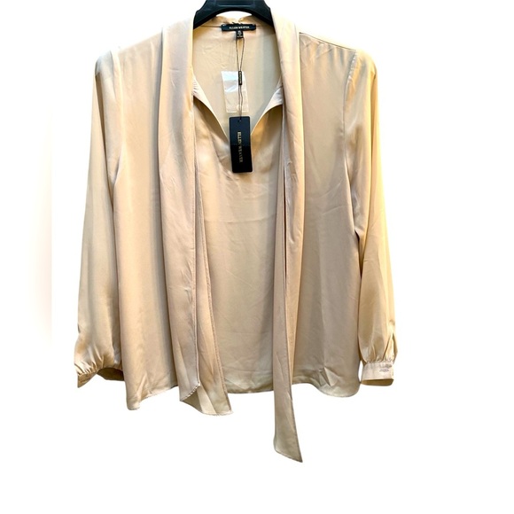 Tan Pullover Blouse with Beautiful Tie Neck Detail Women’s Size XL New NWT - Picture 3 of 7